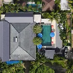 Pd Club Villa Pd One 拉威之夜花园豪华泳池别墅